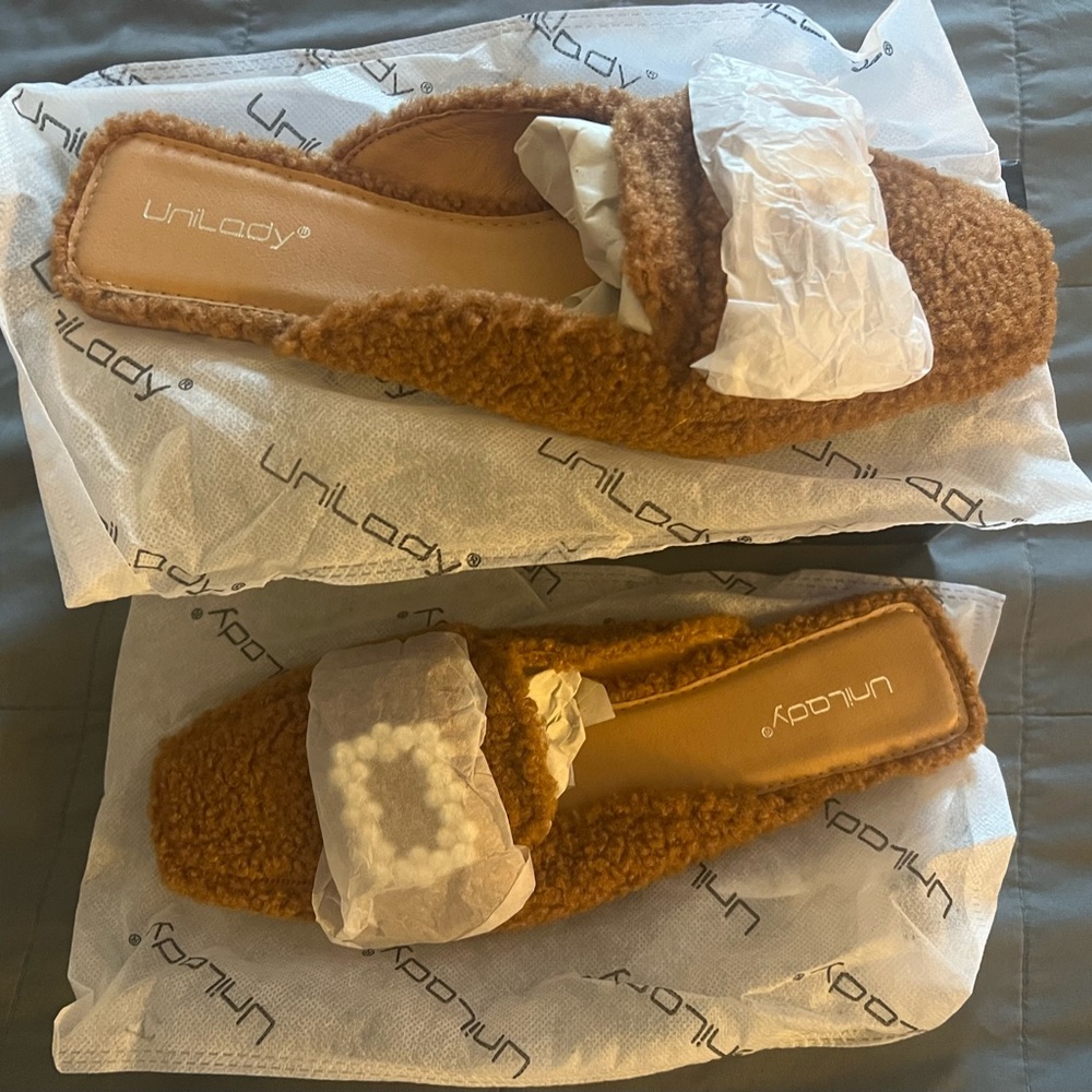 Women’s Sherpa Bling Mules